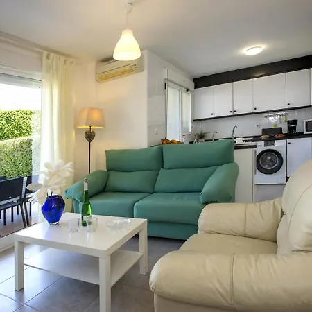 아파트 Jardines De Iii-4 By Interhome *